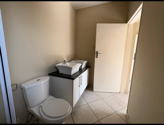 3 BEDROOM FLAT FOR SALE IN WALDRIFT
